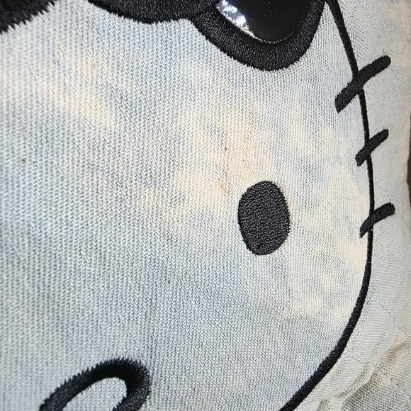 Hello Kitty Shoulder Bag - Picture 7 of 10